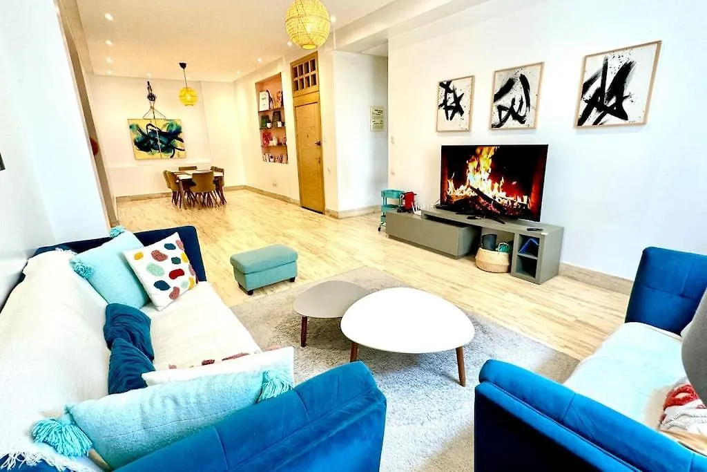 Stylish Retreat In A Historic Gem contacts